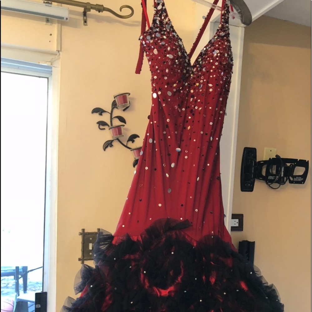 Prom/homecoming dress